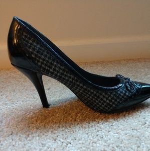 Houndstooth Pattern Black Heels